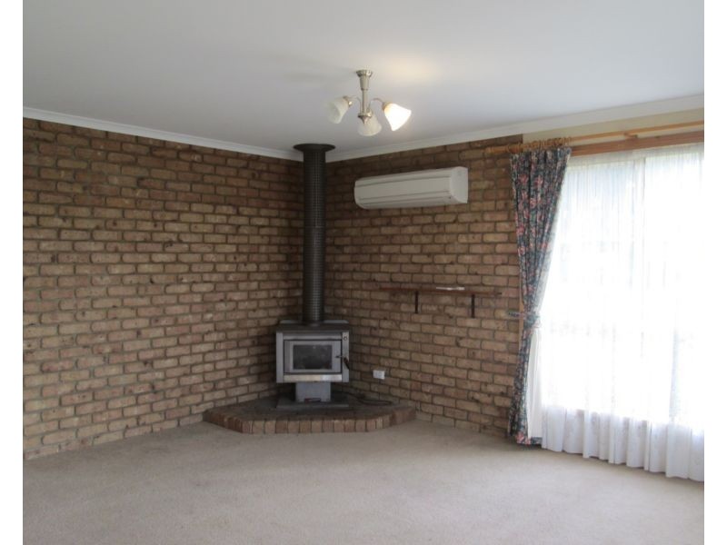 2 Cootamundra Drive, Perth TAS 7300