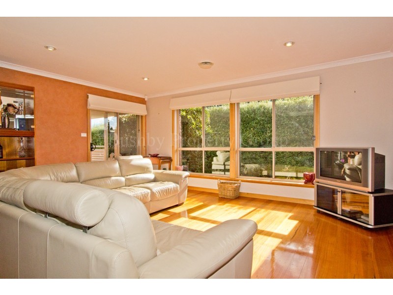 9 Bushby Close, Prospect Vale TAS 7250