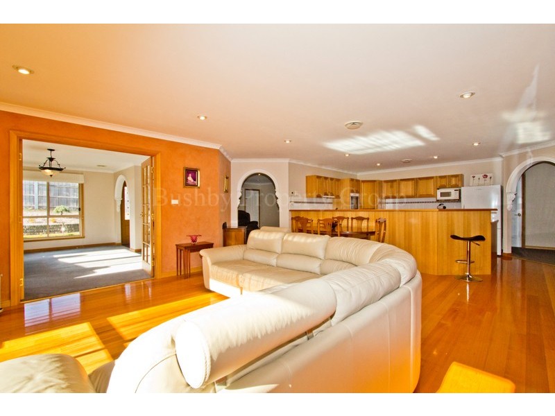 9 Bushby Close, Prospect Vale TAS 7250