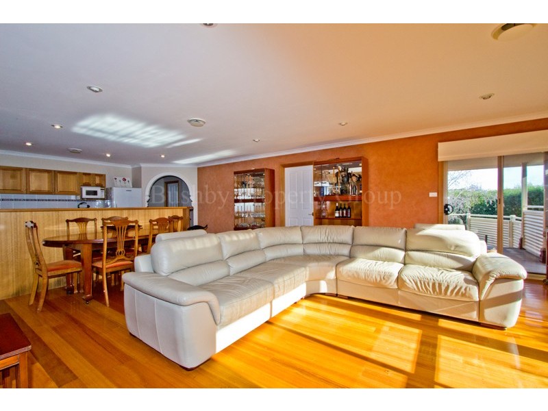 9 Bushby Close, Prospect Vale TAS 7250