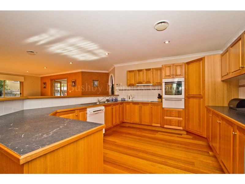 9 Bushby Close, Prospect Vale TAS 7250