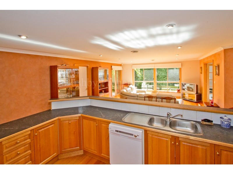 9 Bushby Close, Prospect Vale TAS 7250