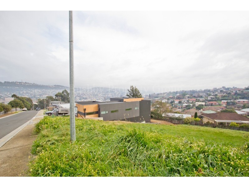 31 Leonard Street, South Launceston TAS 7249