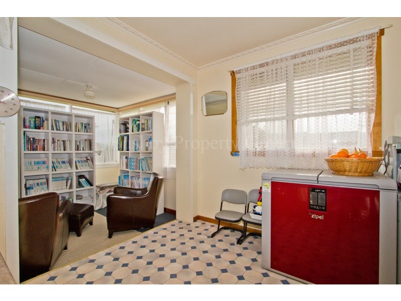 25 Arnold Street, Newnham TAS 7248