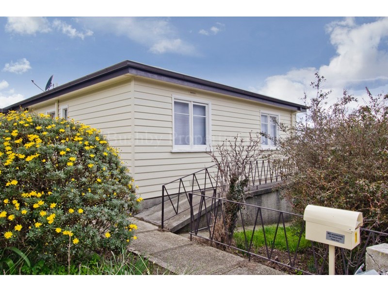 1 Crawford Street, Mowbray TAS 7248