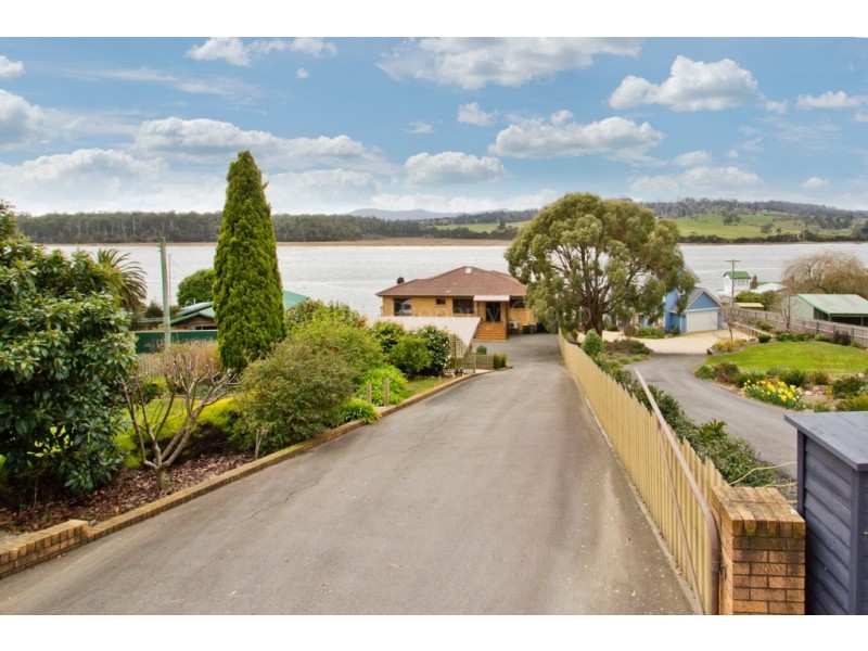 32 Rosevears Drive, Lanena TAS 7275