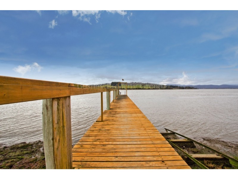 32 Rosevears Drive, Lanena TAS 7275