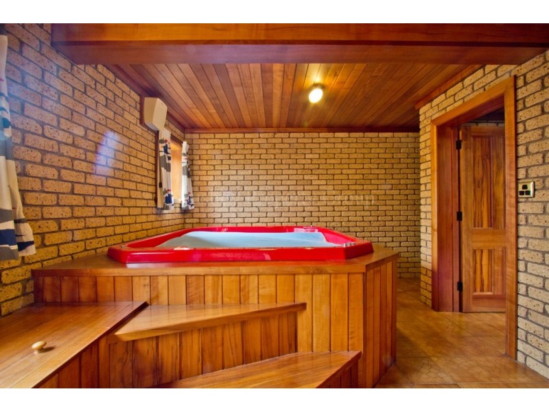 32 Rosevears Drive, Lanena TAS 7275