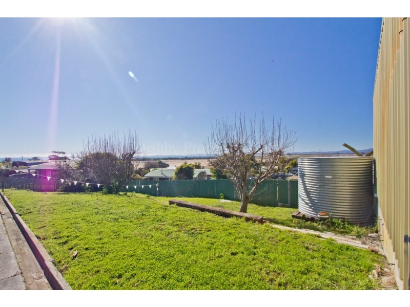 21 Elizabeth Street, Bridport TAS 7262