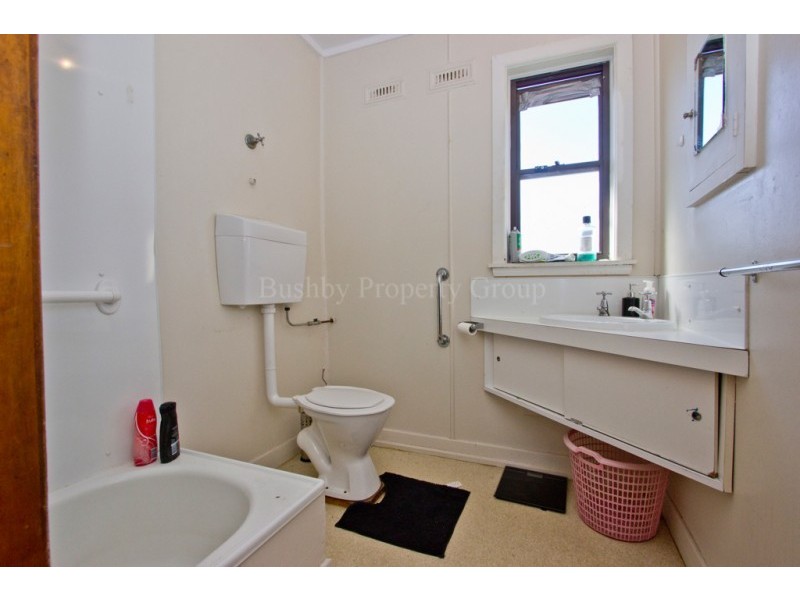 20 Hargrave Crescent, Mayfield TAS 7248