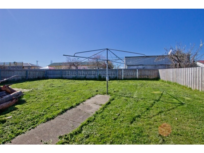 20 Hargrave Crescent, Mayfield TAS 7248