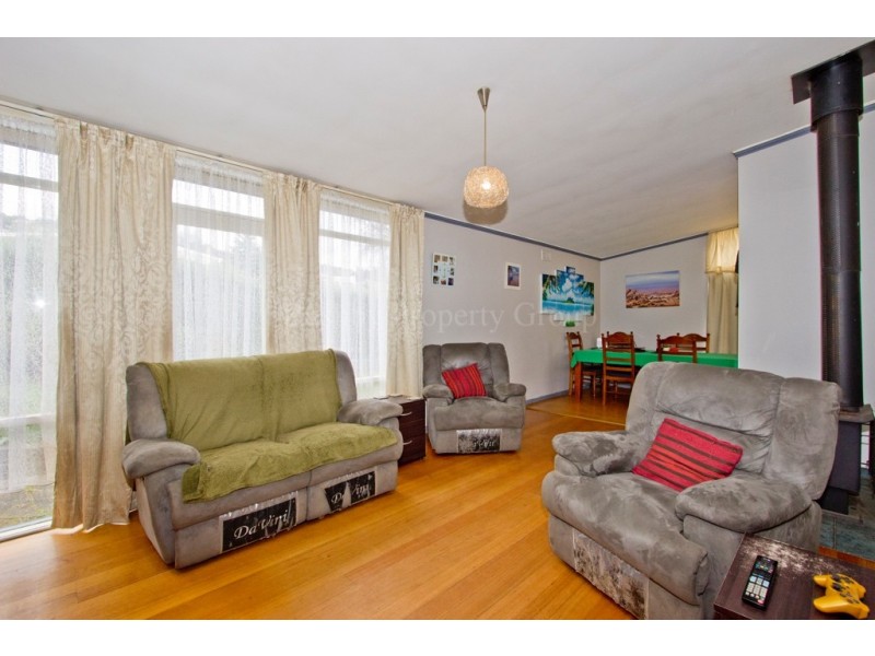 9 Valley Street, Trevallyn TAS 7250