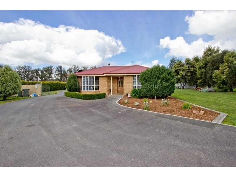 77 Loop Road, Glengarry TAS 7275