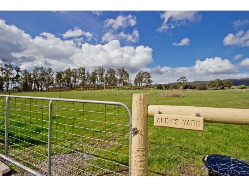 77 Loop Road, Glengarry TAS 7275