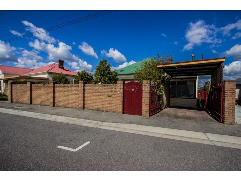 33 Button Street, Mowbray TAS 7248