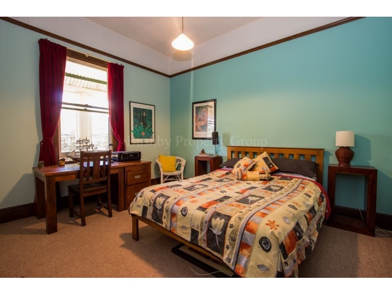 33 Button Street, Mowbray TAS 7248