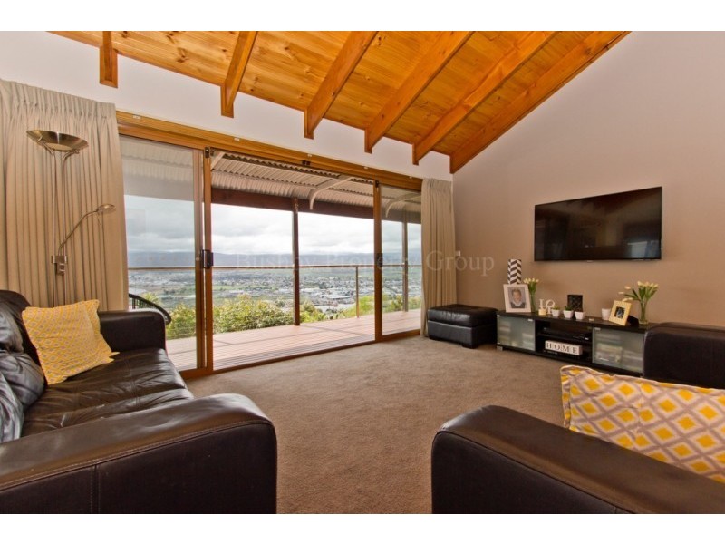 1/11 Lachlan Parade, Trevallyn TAS 7250