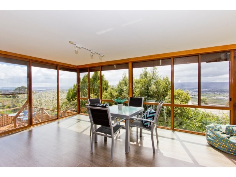 1/11 Lachlan Parade, Trevallyn TAS 7250