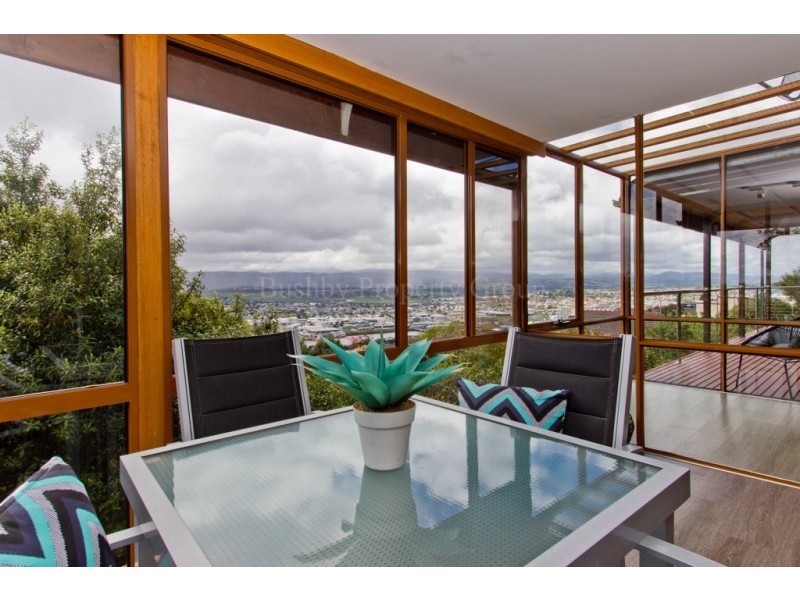 1/11 Lachlan Parade, Trevallyn TAS 7250