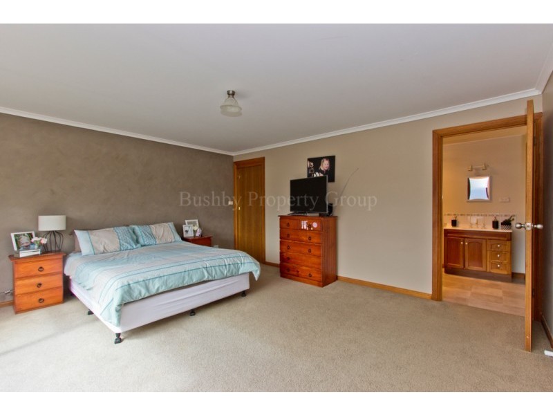 1/11 Lachlan Parade, Trevallyn TAS 7250
