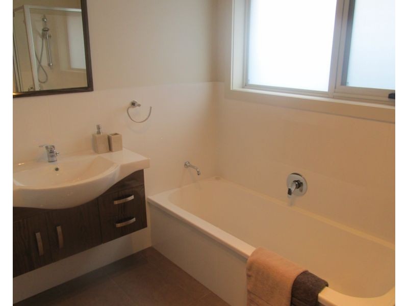 8/80 Pomona Road, Riverside TAS 7250