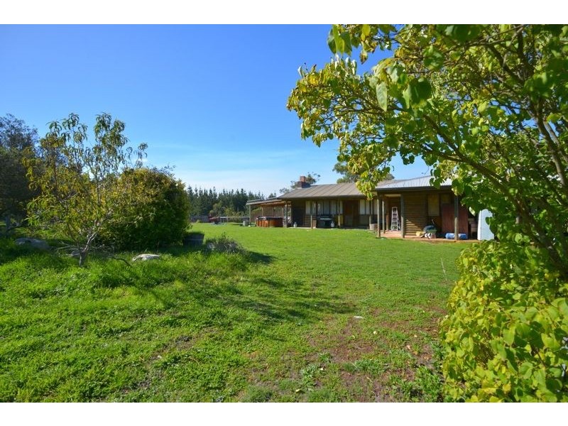 942 Old Waterhouse Road., North Scottsdale TAS 7260