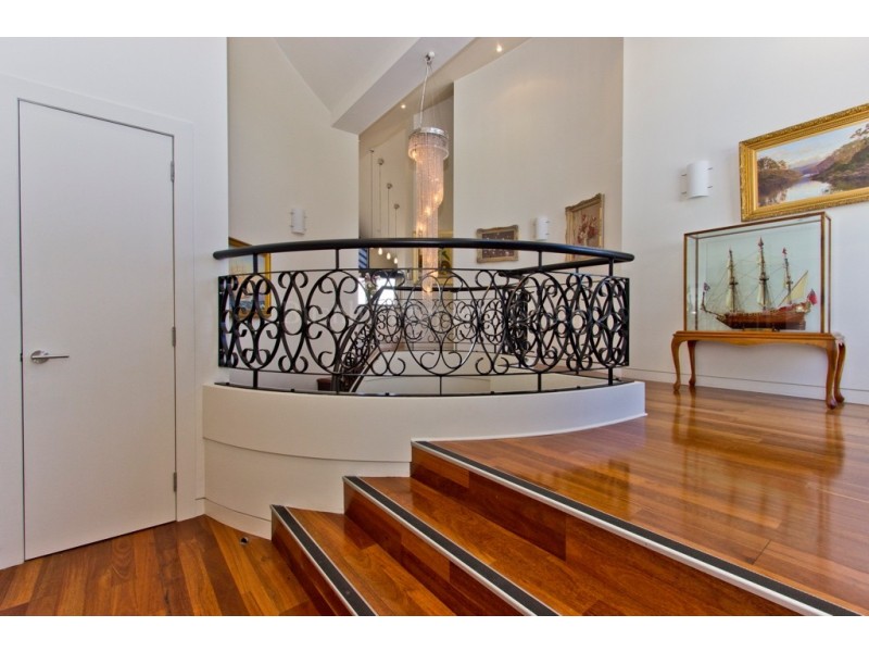 16 Home Point Parade, Launceston TAS 7250