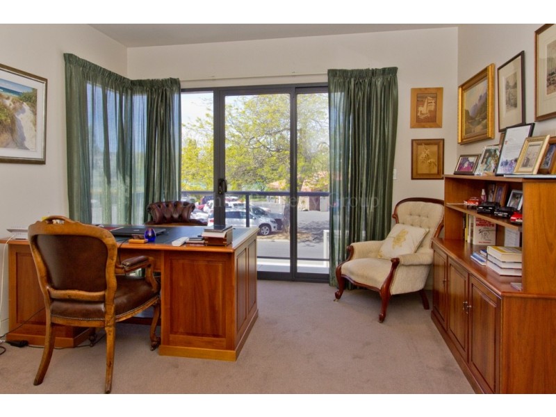 16 Home Point Parade, Launceston TAS 7250