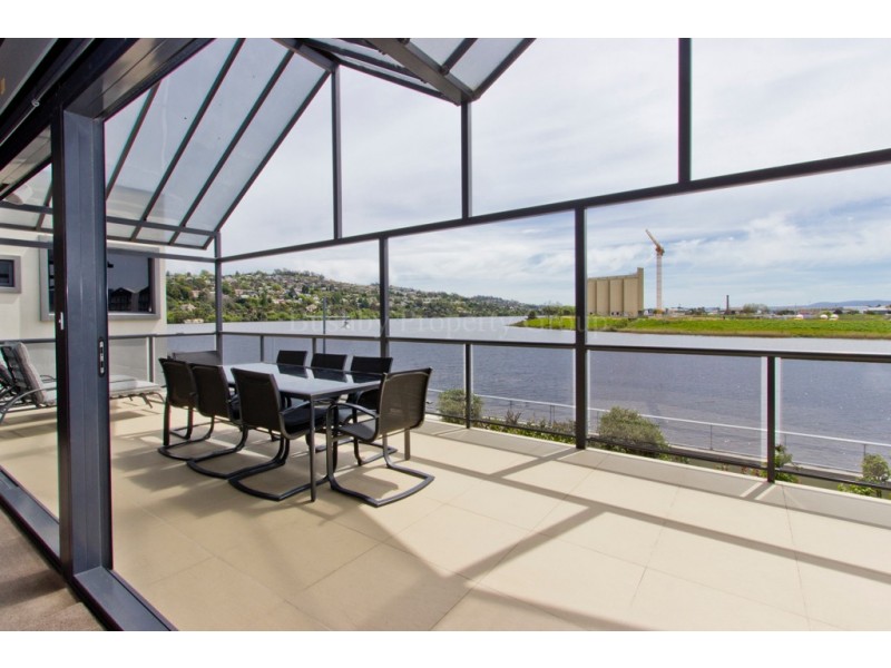 16 Home Point Parade, Launceston TAS 7250