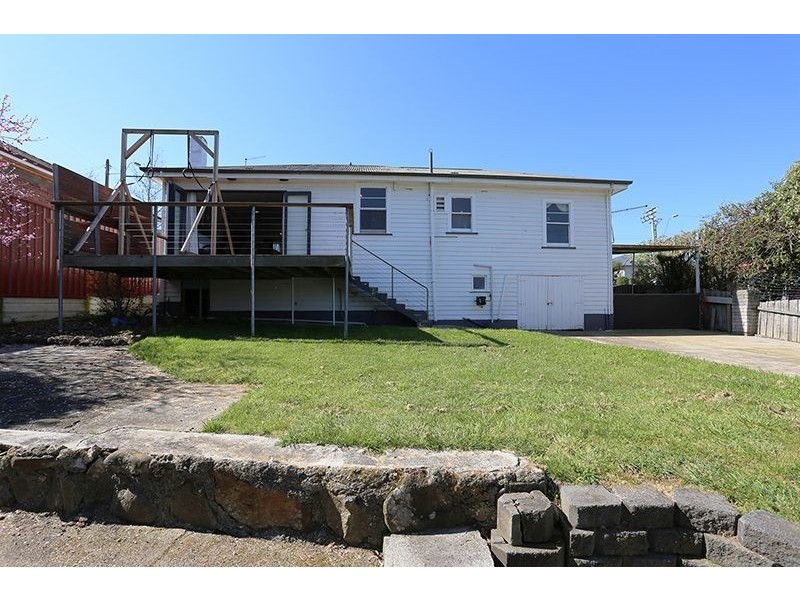 21 George Town Road, Newnham TAS 7248