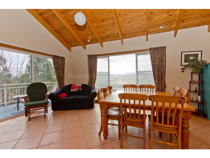 7 Sunnyside Crescent, Trevallyn TAS 7250