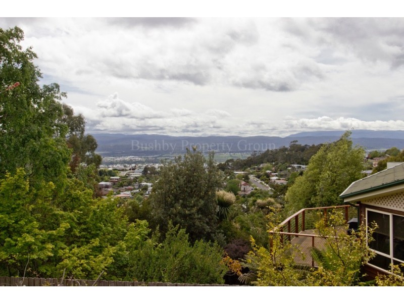 7 Sunnyside Crescent, Trevallyn TAS 7250
