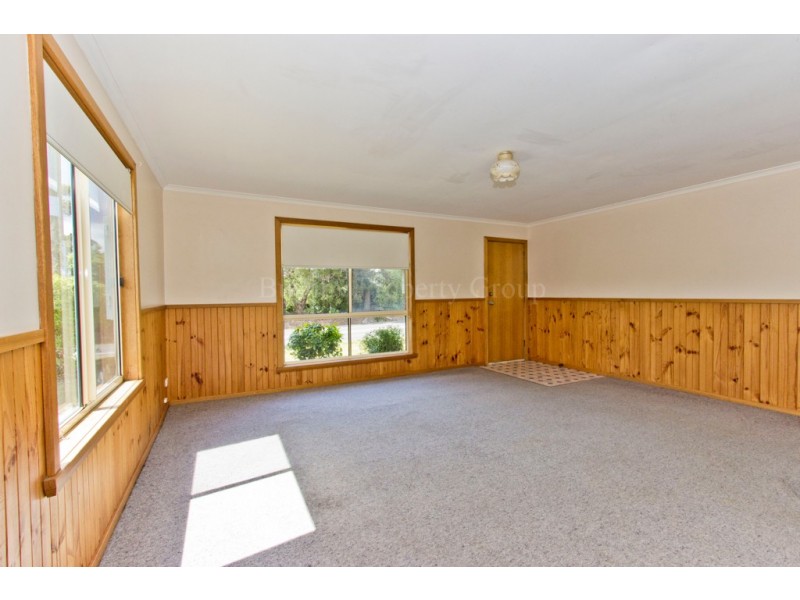 165 Gravelly Beach Road, Blackwall TAS 7275