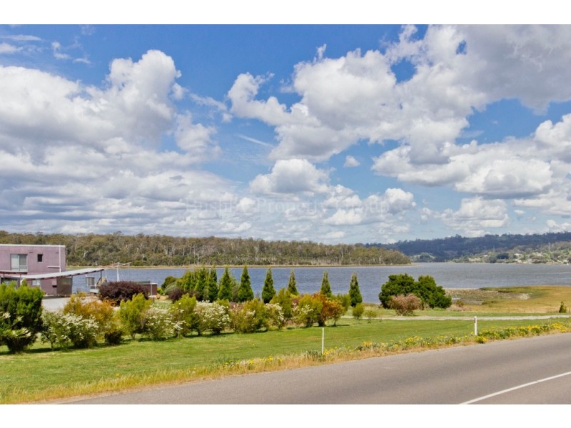 165 Gravelly Beach Road, Blackwall TAS 7275