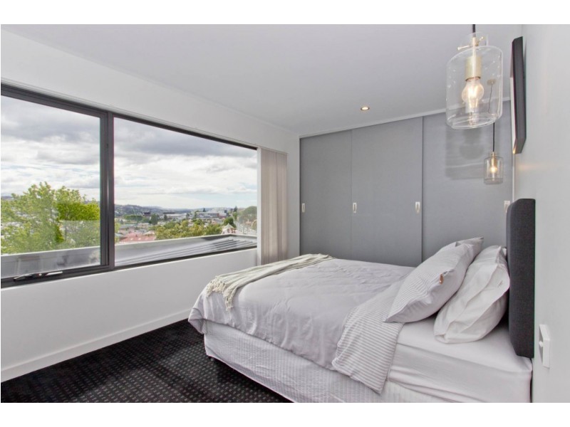 2/3 Powena Street, South Launceston TAS 7249