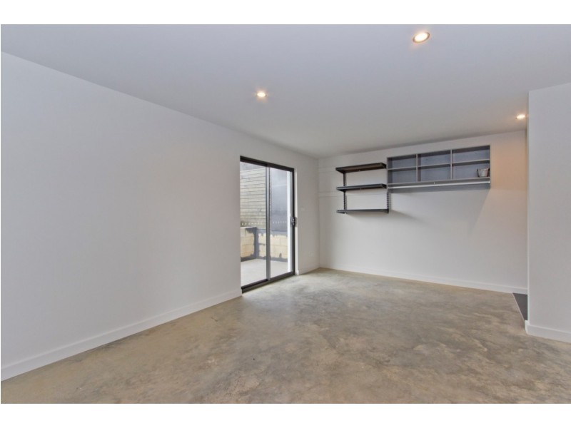 2/3 Powena Street, South Launceston TAS 7249