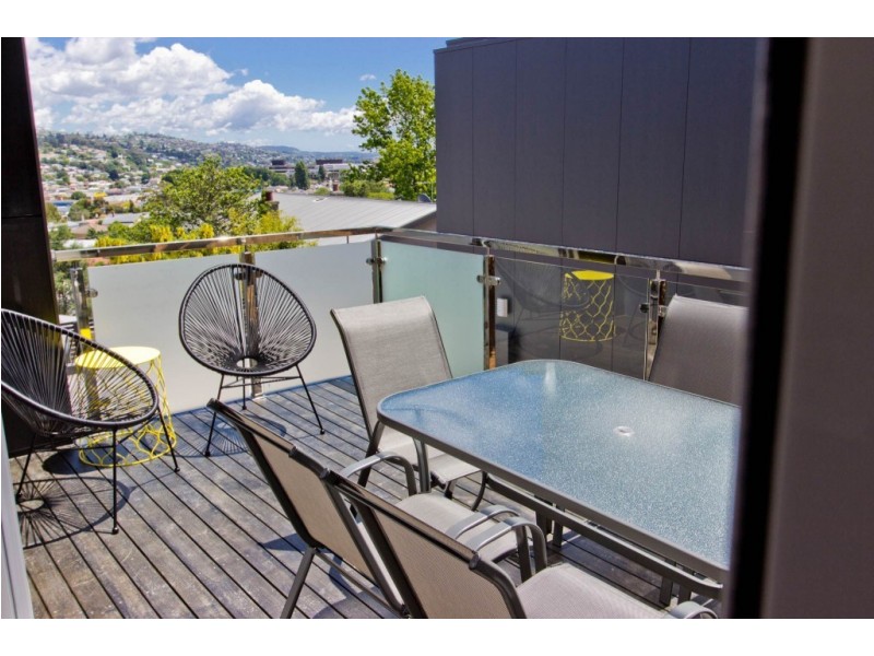 2/3 Powena Street, South Launceston TAS 7249