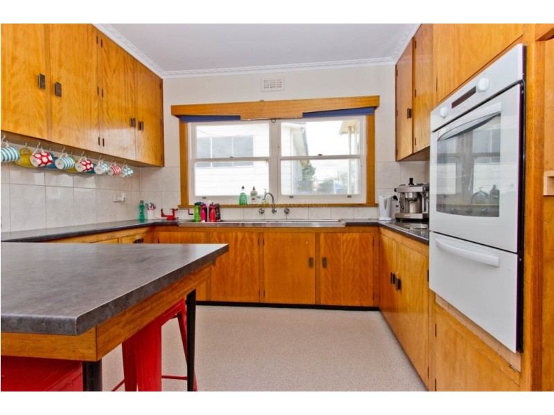 11 Hawthorn Street, Norwood TAS 7250