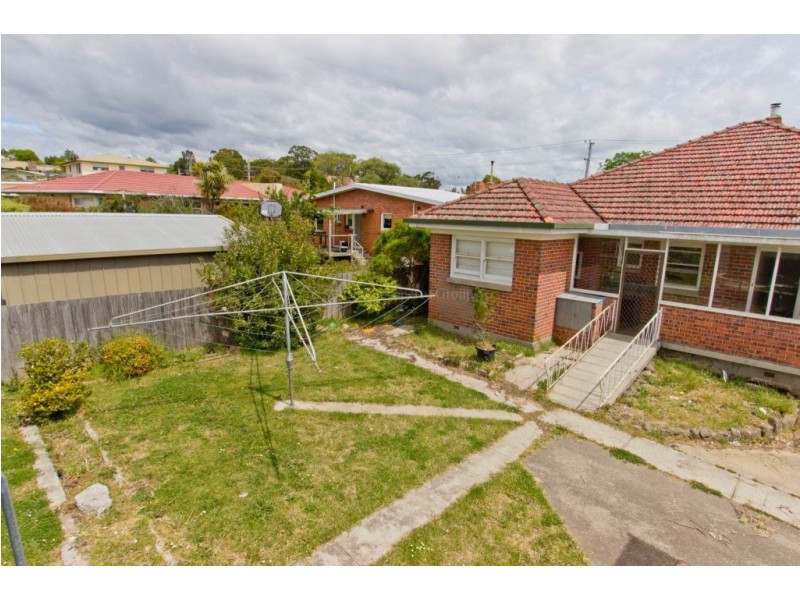 11 Hawthorn Street, Norwood TAS 7250