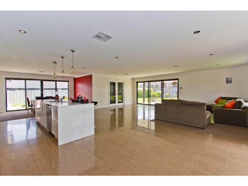 1 Grange Court, Newnham TAS 7248
