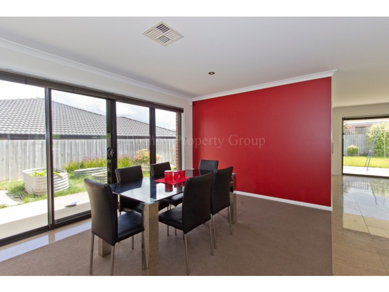 1 Grange Court, Newnham TAS 7248