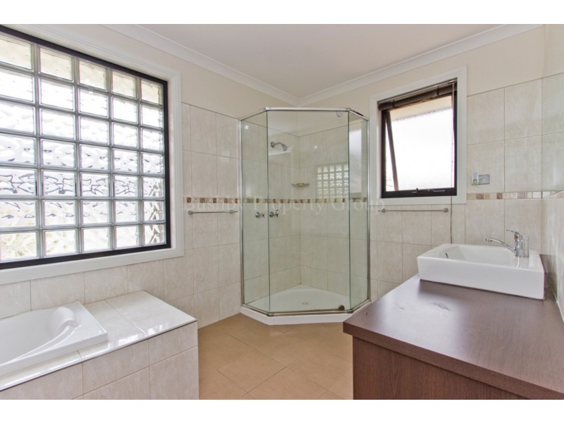 1 Grange Court, Newnham TAS 7248