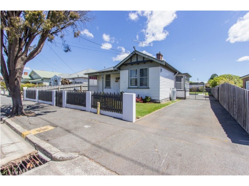 11 Dineen Street, Mowbray TAS 7248
