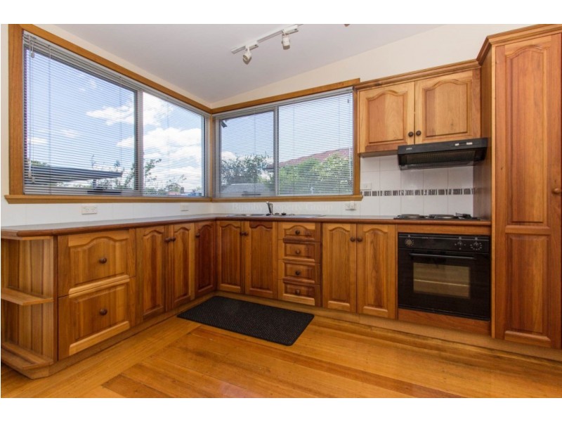 11 Dineen Street, Mowbray TAS 7248