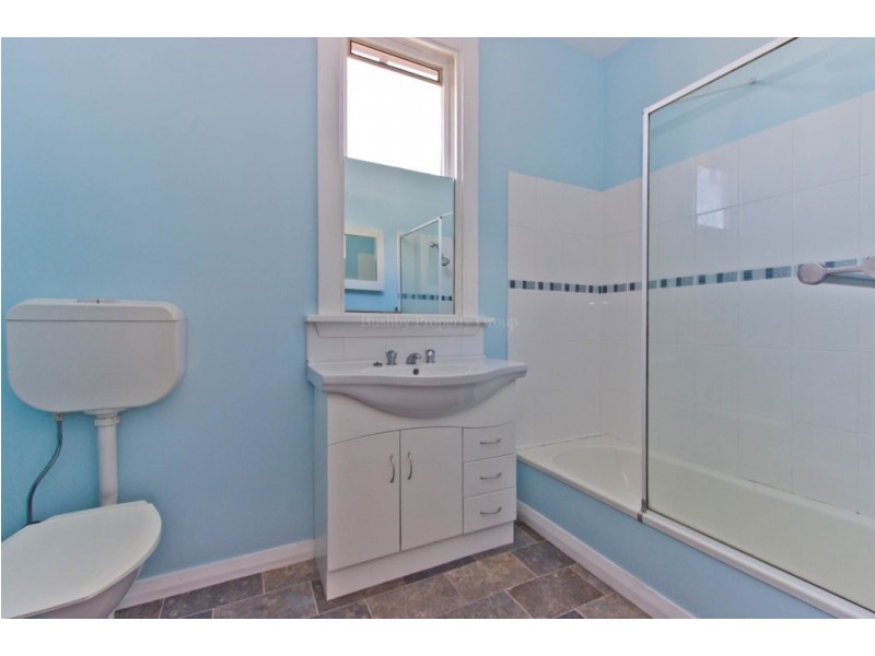 11 Dineen Street, Mowbray TAS 7248