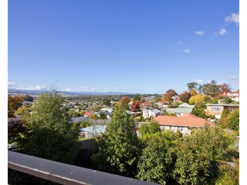 2/39 Normanstone Road, South Launceston TAS 7249