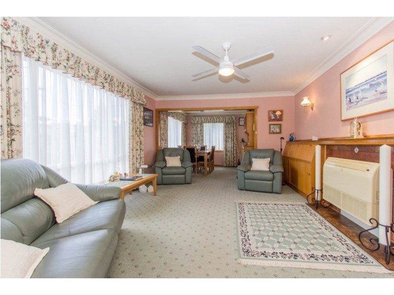 14 Cedar Street, Newnham TAS 7248