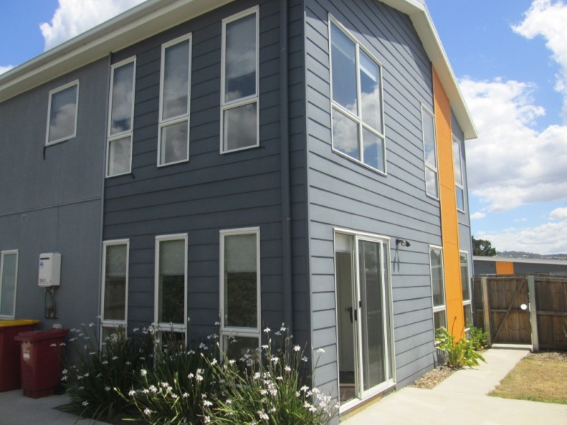1/73 Foch Street, Mowbray TAS 7248