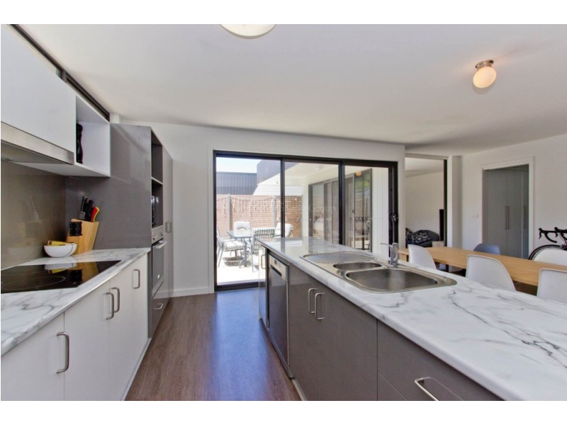 2/129 Talbot Road, South Launceston TAS 7249