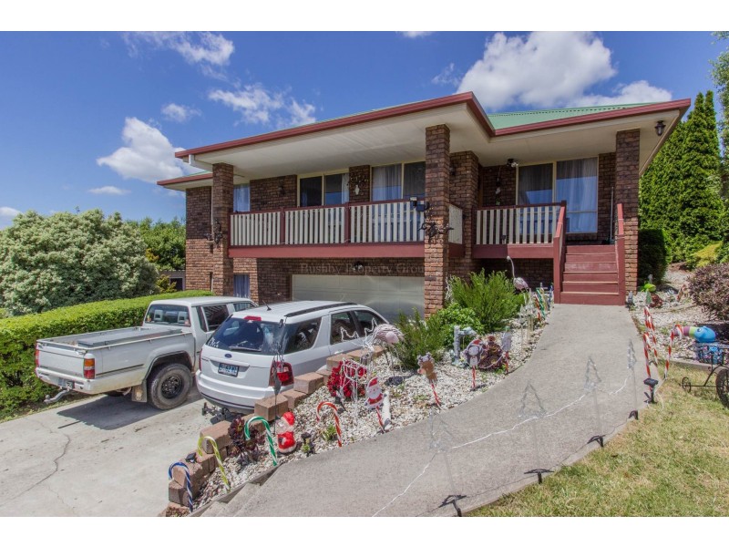 24 Lachlan Parade, Trevallyn TAS 7250